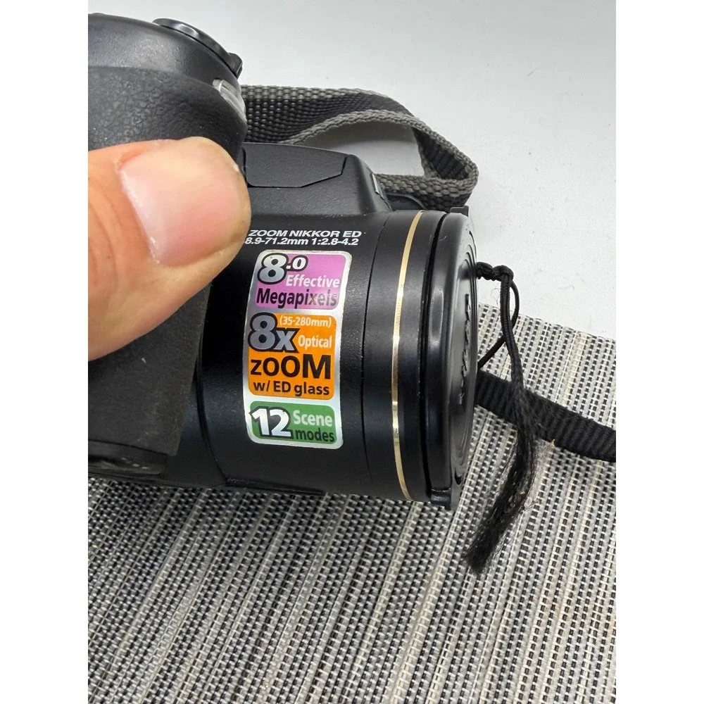 Nikon Coolpix 8700 8.0MP Digital Camera 8x Optical Zoom Black Untested AS IS